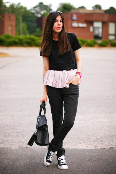 skinny-superfine-jeans-givenchy-bag-converse-sneakers-we-are-rubbish-top_400